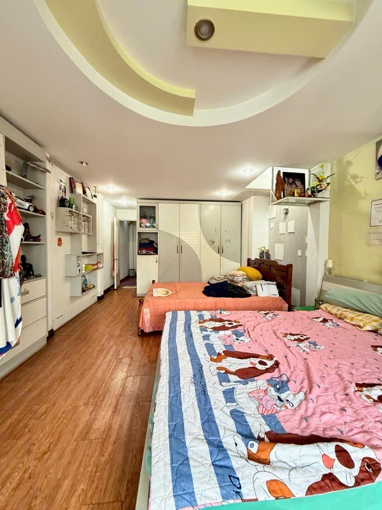NHÀ VỊ TRÍ SẦM UẤT 45M2 NGUYỄN TRI PHƯƠNG, Q.10