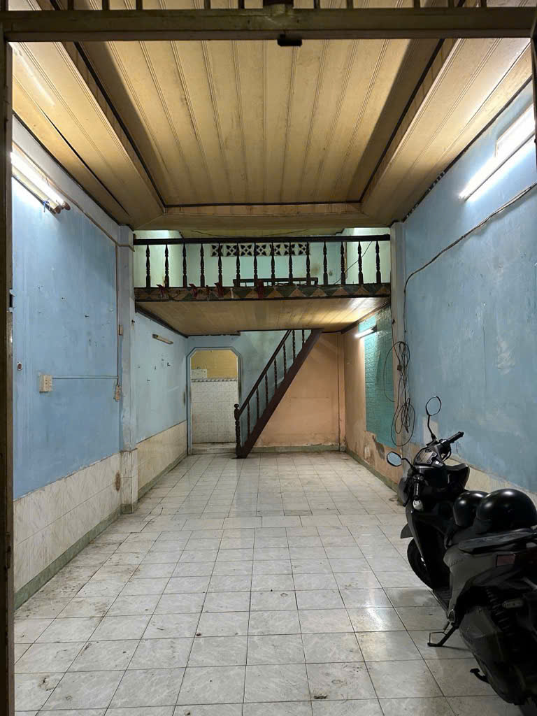 NHÀ CẤP 4 TIỆN XÂY MỚI 57M2 HOÀ HƯNG, Q.10