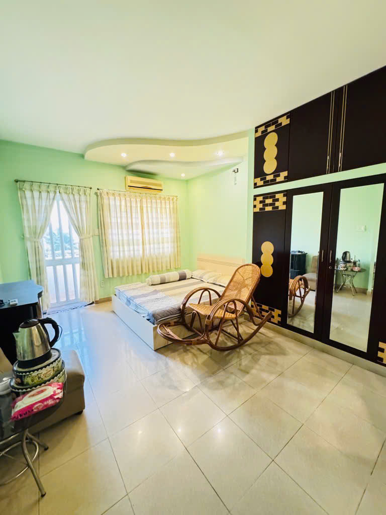 MẶT TIỀN ĐƯỜNG KINH DƯƠNG VƯƠNG, Q.6