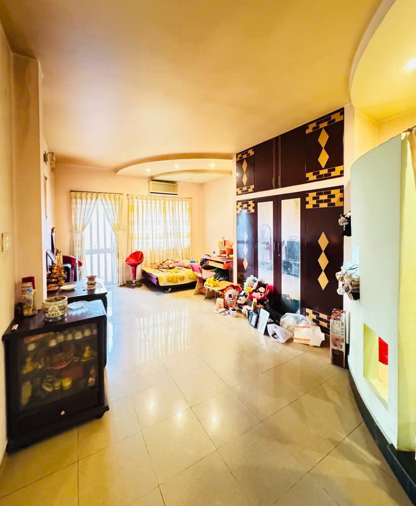 MẶT TIỀN ĐƯỜNG KINH DƯƠNG VƯƠNG, Q.6