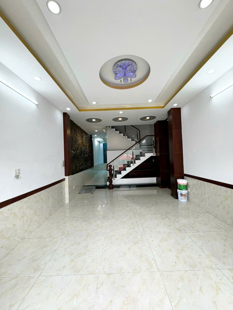 NHÀ 4 TẦNG ĐƯỜNG 16M CHỢ LỚN, Q.6