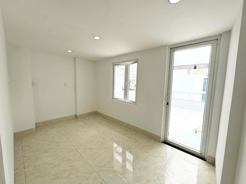 NHÀ 4 TẦNG ĐƯỜNG 16M CHỢ LỚN, Q.6