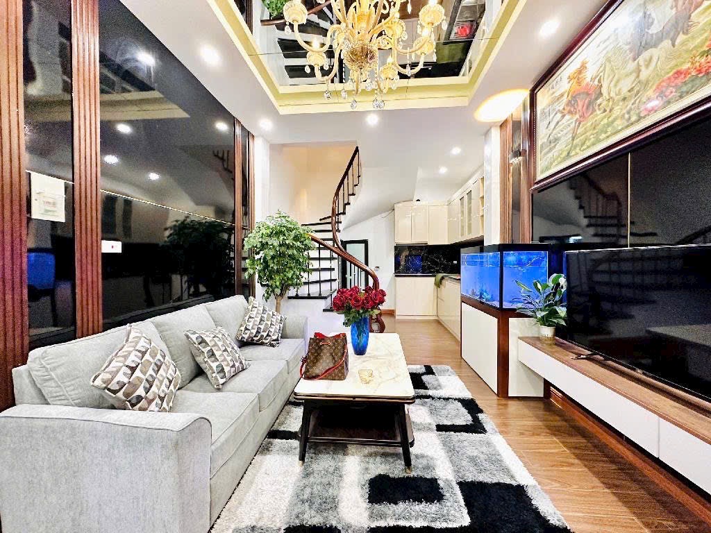 BÁN NHÀ PHỐ DƯƠNG VĂN BÉ - HAI BÀ TRƯNG
