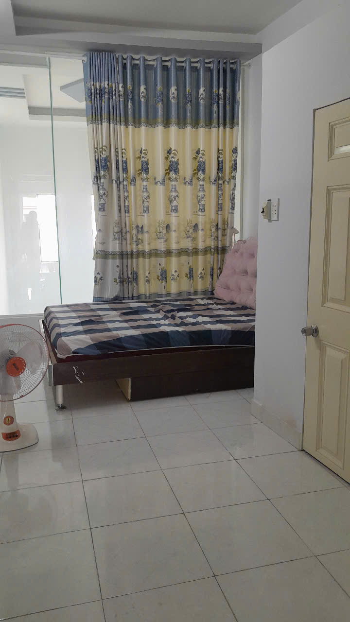 NHÀ NGAY TÊN LỬA, 2 TẦNG GIÁ NHỈNH 3 TỶ. TL