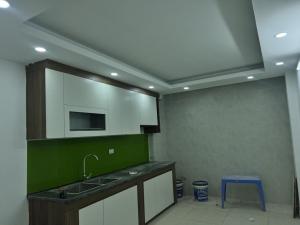BÁN NHÀ 5TẦNG 38M² 5,3TỶ LÔ GÓC ÔTÔ ĐỖ CỬA