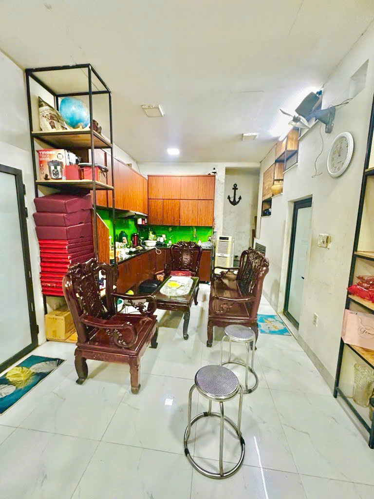 BAY NHANH- NGÕ CỔNG VIỆN 103- XALA-200m2-7,8 Tỷ- LH0345633203