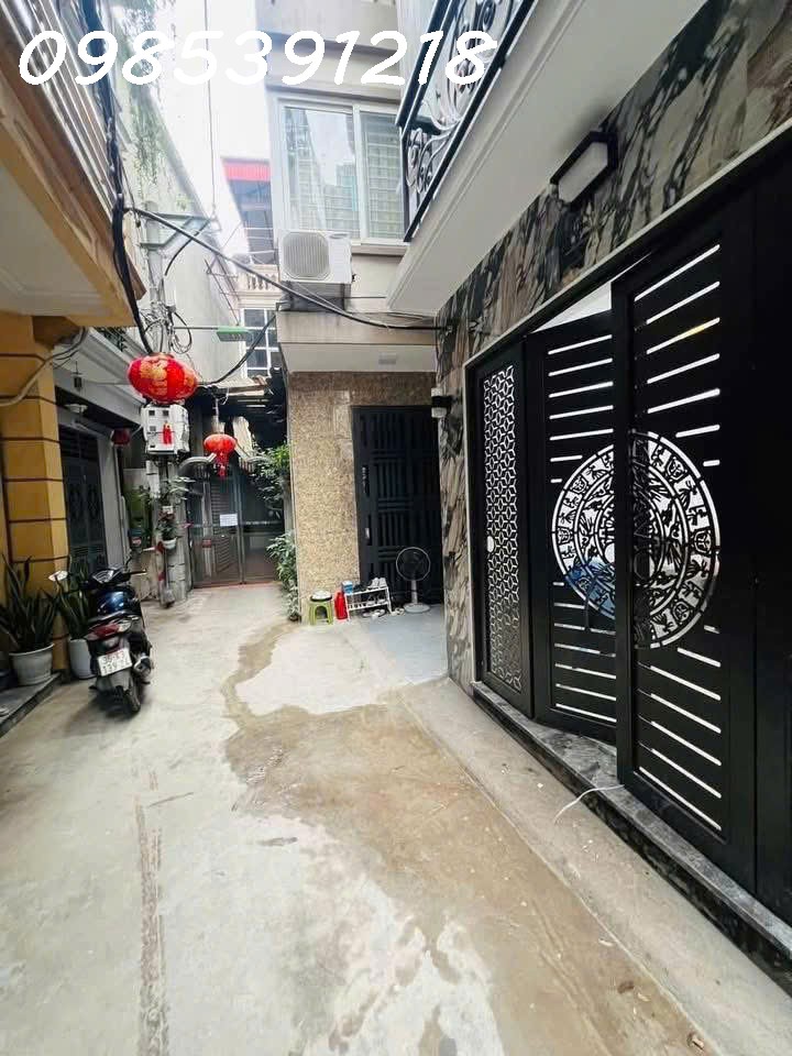 NHÀ SỔ ĐỎ - 35M2 - GIÁ CHỈ 5.85 TỶ (CTL) - SỬA NHẸ LÀ Ở NGAY