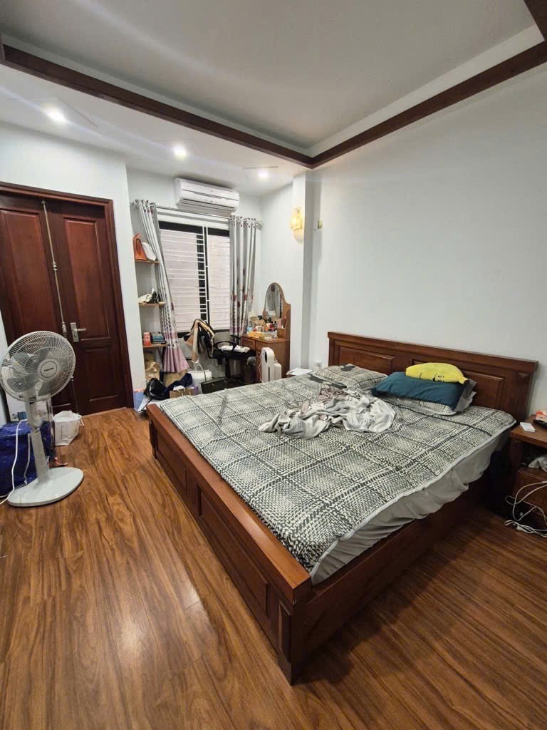 NHÀ SỔ ĐỎ - 35M2 - GIÁ CHỈ 5.85 TỶ (CTL) - SỬA NHẸ LÀ Ở NGAY