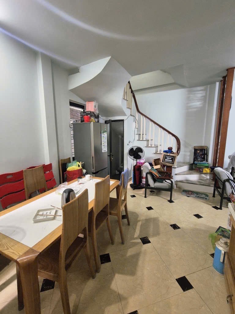 NHÀ SỔ ĐỎ - 35M2 - GIÁ CHỈ 5.85 TỶ (CTL) - SỬA NHẸ LÀ Ở NGAY