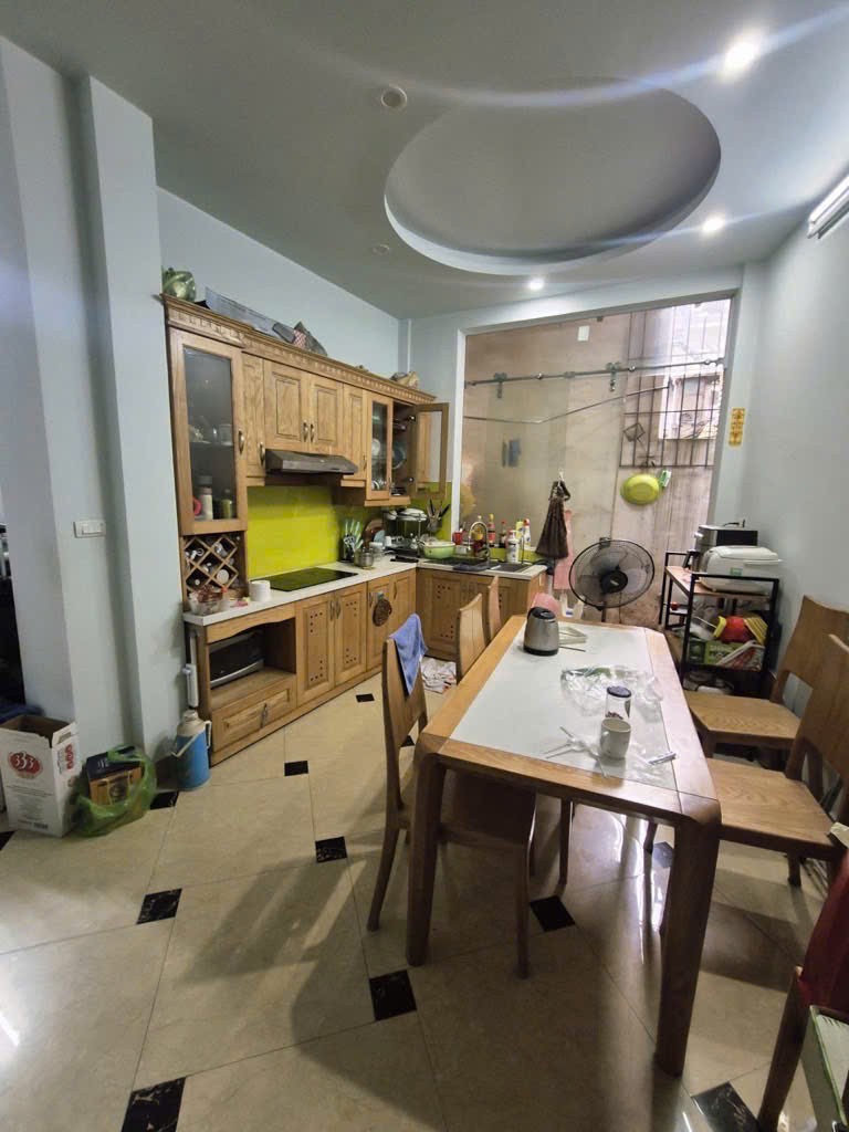 NHÀ SỔ ĐỎ - 35M2 - GIÁ CHỈ 5.85 TỶ (CTL) - SỬA NHẸ LÀ Ở NGAY