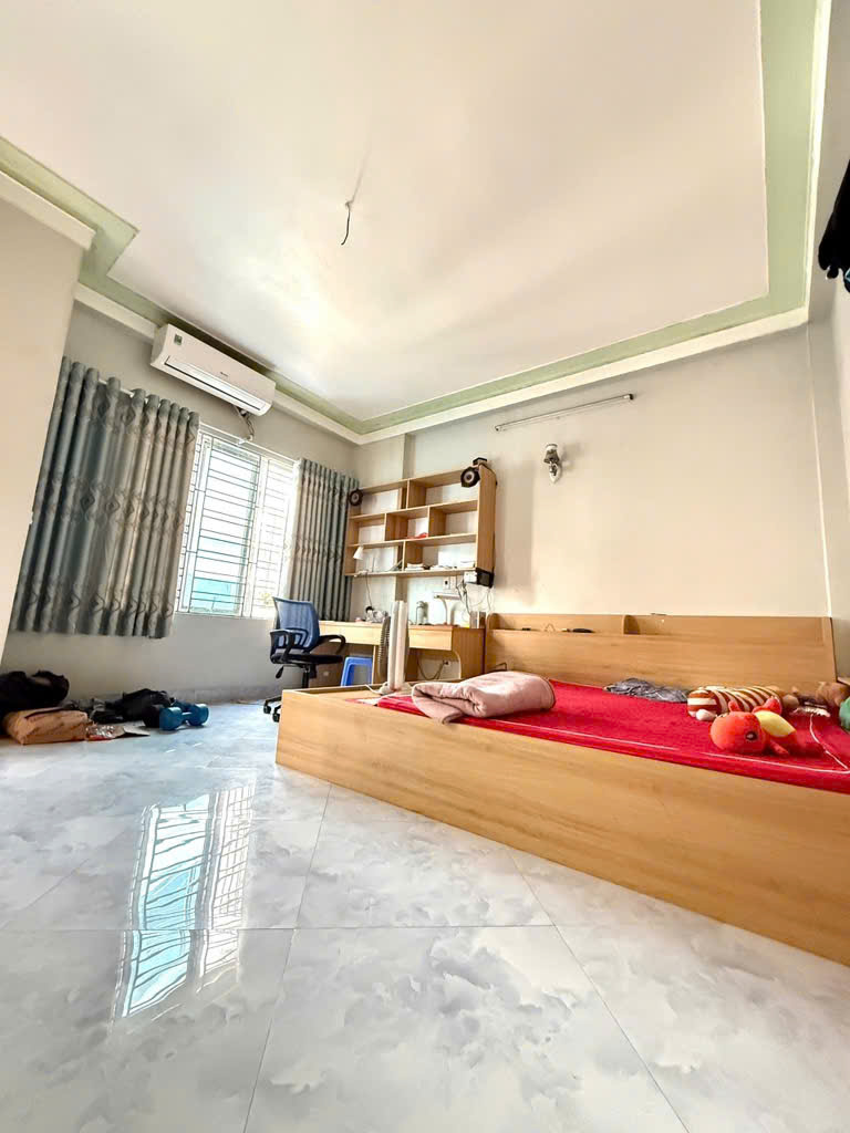 NHÀ ĐẸP 5 TẦNG PHỐ NHUỆ GIANG - Ô TÔ ĐỖ CỔNG - KINH DOANH TỐT - PHỐ LỚN HÀ ĐÔNG