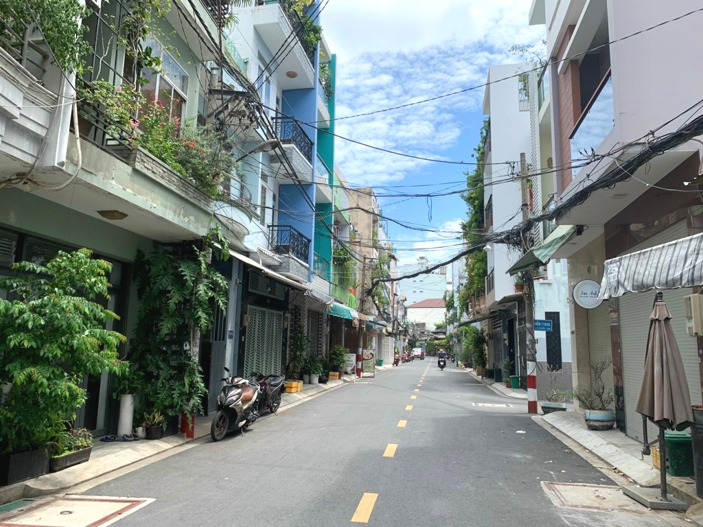 Bán nhà hẻm 710 đường Lũy Bán Bích quận Tân Phú