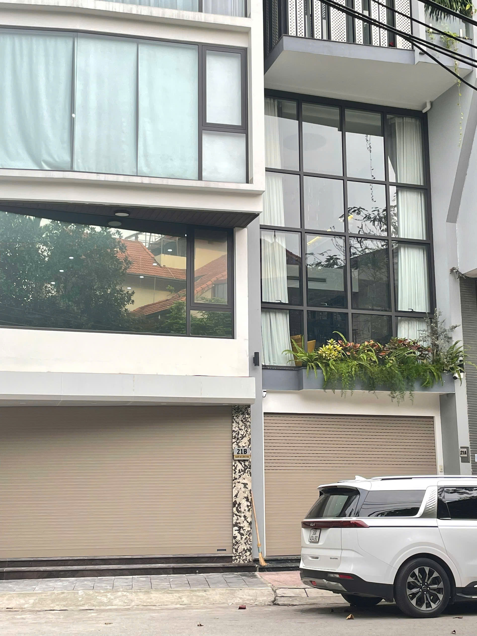 SIÊU PHẨM, NHÀ NGUYỄN VĂN CỪ, 73M, THANG MÁY, FULL NỘI THẤT NHẬP KHẨU, CHỈ HƠN 11 TỶ
