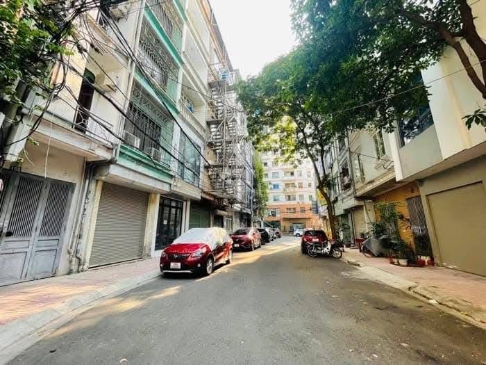 BIỆT THỰ PHỐ ĐẲNG CẤP TẠI LÂM HẠ - GARA - THANG MÁY - CHỈ HƠN 14 TỶ