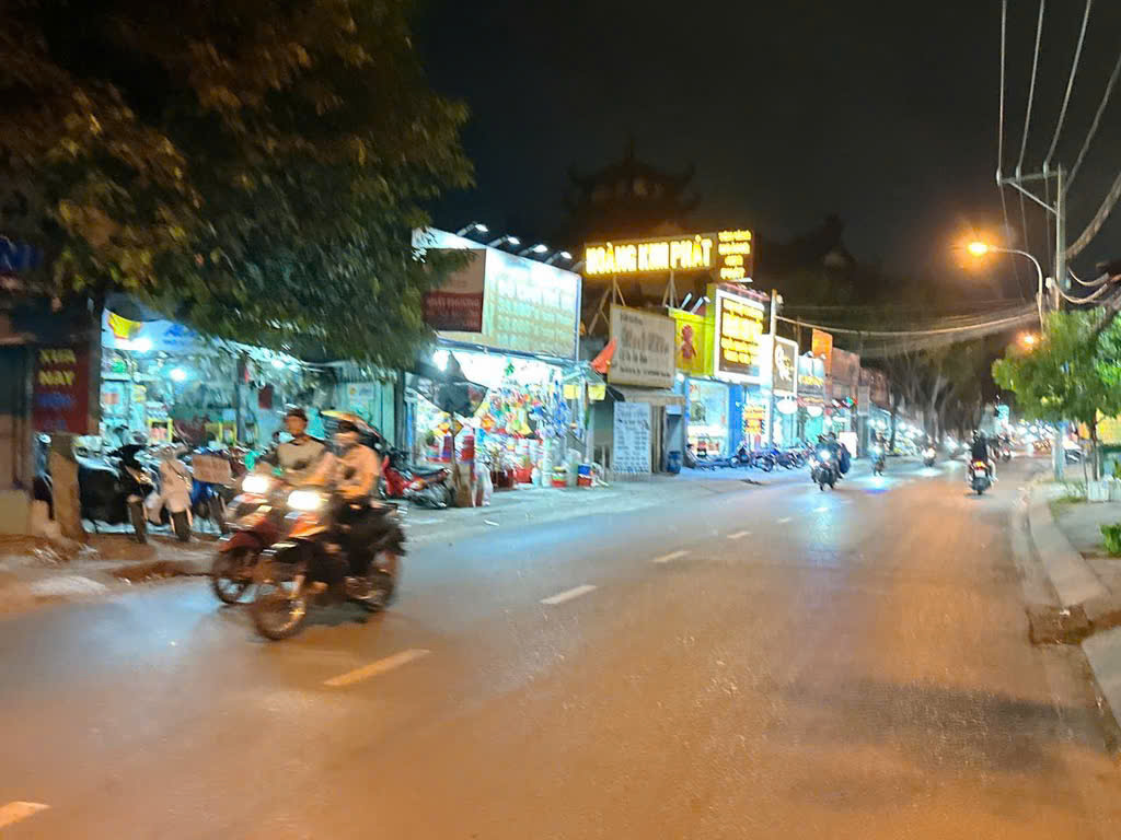 BÁN GẤP nhà phố, Thủ đức, Giá siêu tốt