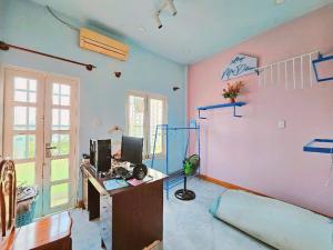 NHÀ MẶT TIỀN, VỊ TRÍ VÀNG TP. DĨ AN - BUÔN BÁN CỰC TỐT.