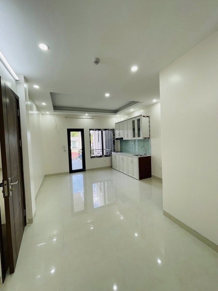 CĂN HỘ CCMN KẾT HỢP KINH DOANH VIEW HỒ TÂY - 3MẶT THOÁNG - NGÕ THÔNG - 62M -22 Tỷ.