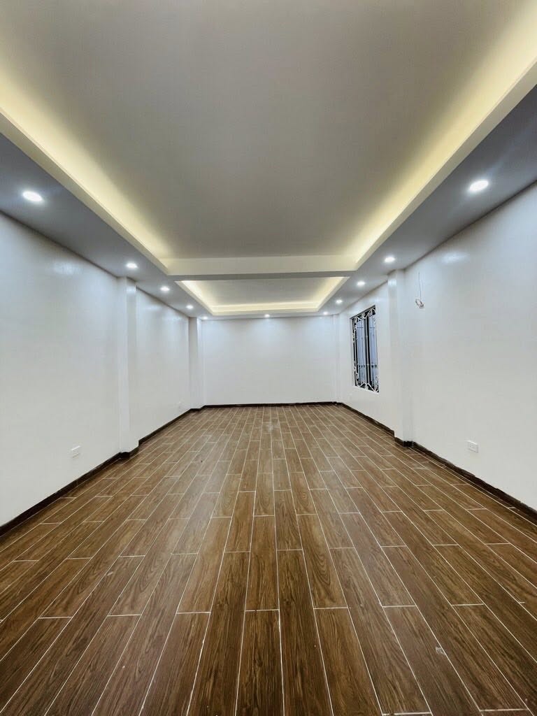 CĂN HỘ CCMN KẾT HỢP KINH DOANH VIEW HỒ TÂY - 3MẶT THOÁNG - NGÕ THÔNG - 62M -22 Tỷ.