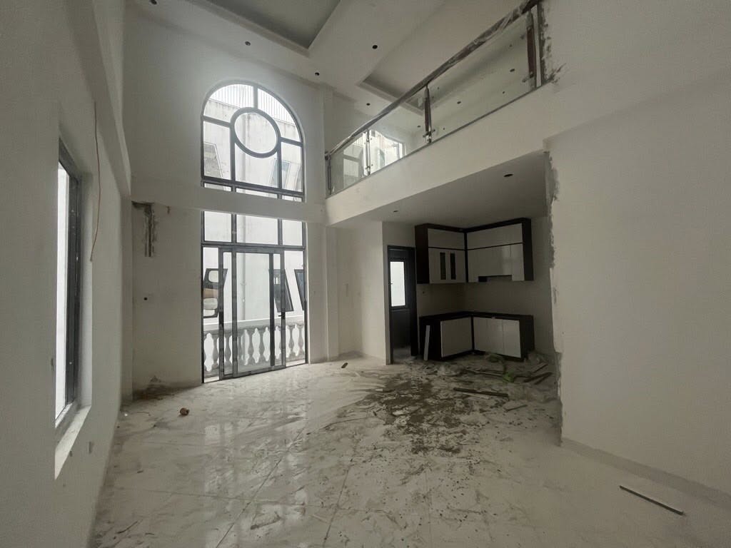 DUY NHẤT CĂN NHÀ PHÂN LÔ THANG MÁY - VIEW HỒ TÂY - 43M - 15.5TỶ