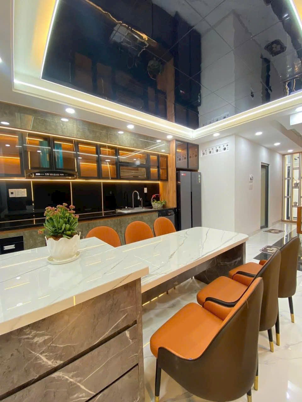 BÁN GẤP GIẢM MẠNH 5 TRĂM TRIỆU! NHÀ PHỐ THẠNH XUÂN QUẬN 12 ĐẸP HIỆN ĐẠI, FULL NỘI THẤT