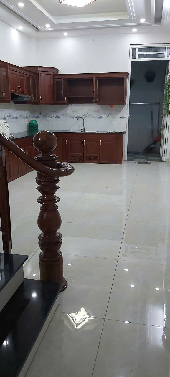 NHÀ ĐẸP THẠNH XUÂN 25 QUẬN 12 CHO THUÊ, 4PN 4WC, ĐƯỜNG 9M