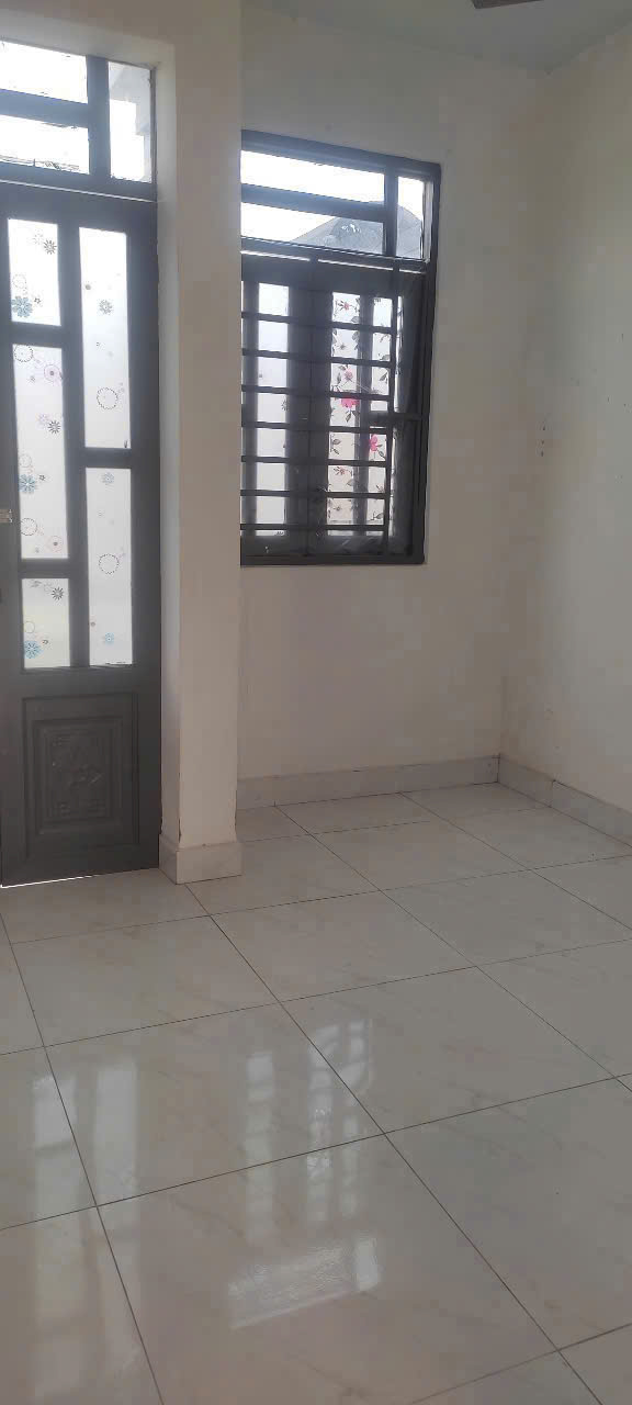 NHÀ 4X10M 3PN 3WC, XE HƠI ĐỖ CỬA, HÀ HUY GIÁP VÀO GẦN