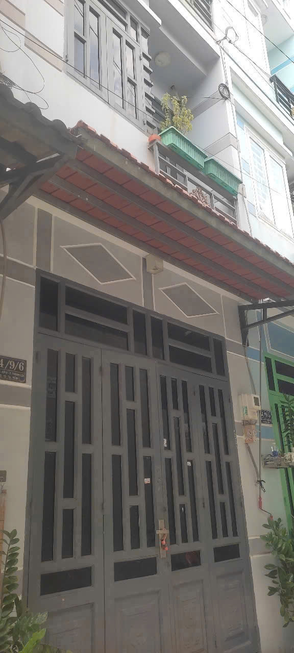 NHÀ 4X10M 3PN 3WC, XE HƠI ĐỖ CỬA, HÀ HUY GIÁP VÀO GẦN