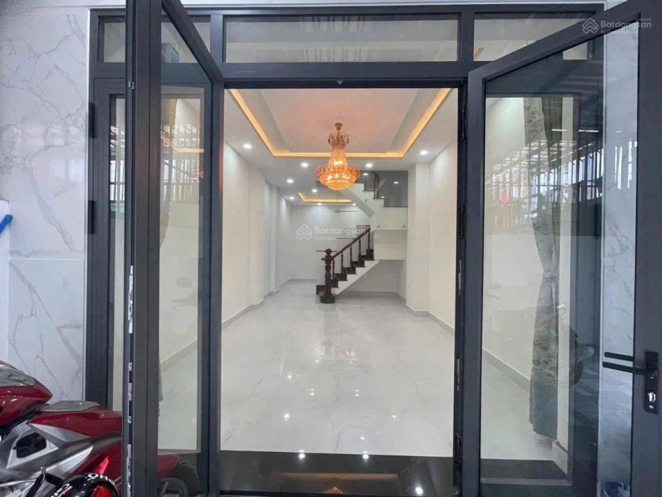 Nhà Phố Thạnh Xuân 25, siêu đẹp, sân xe hơi, ngay sát Thạnh Xuâ 25, đường 32m đang làm
