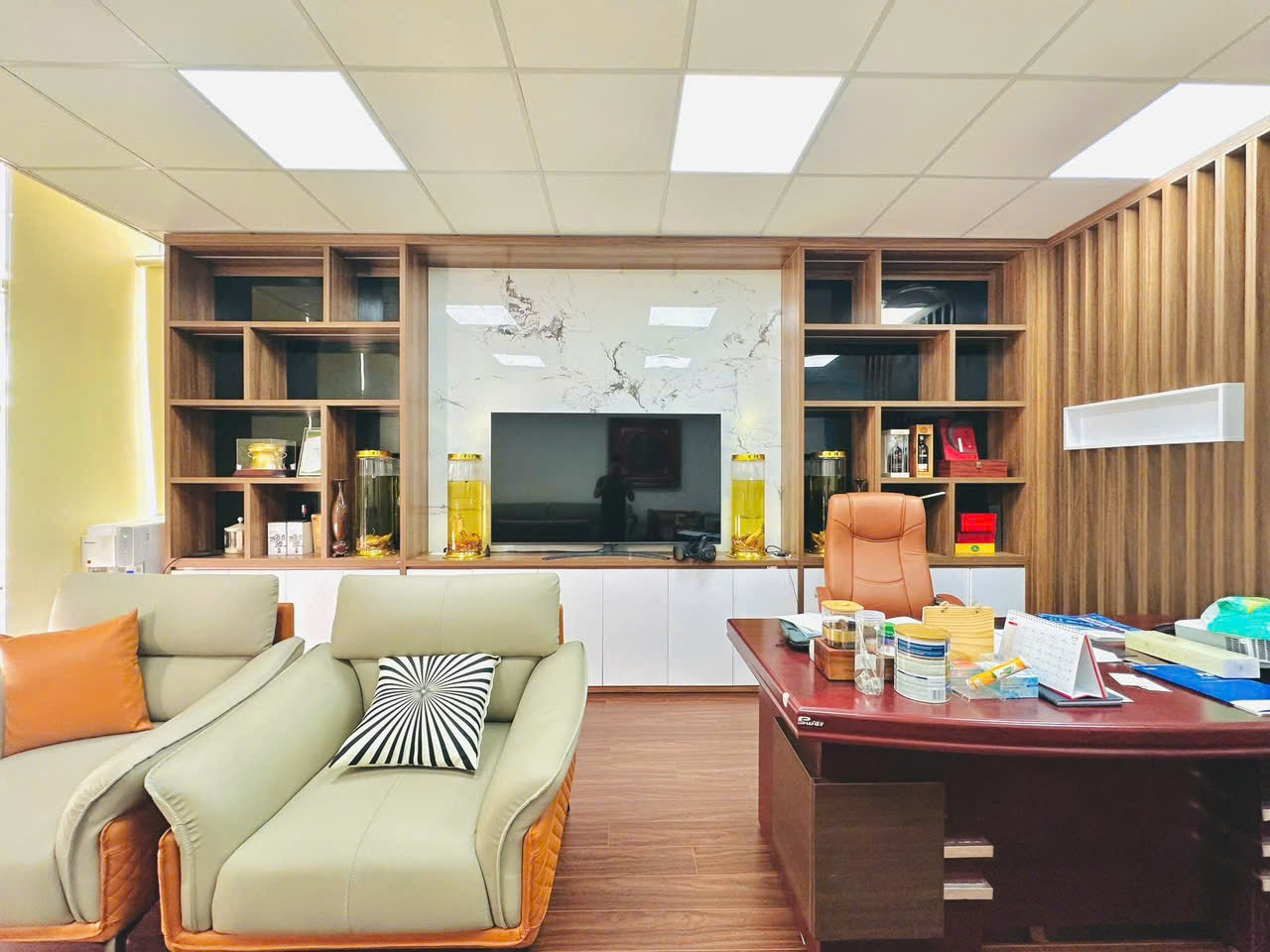 Định Công Thượng 98m2 Mặt tiền 5m giá chào 26,5 tỷ PHÂN LÔ Ô TÔ DỪNG ĐỖ NGÀY ĐÊM - THANG MÁY - KINH DOANH VĂN PHÒNG, THOÁNG TRƯỚC SAU