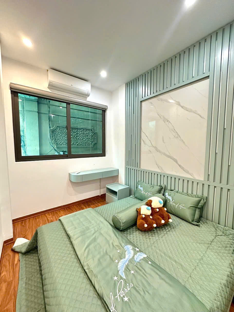 Định công thượng -5 tầng - 4,8 tỷ -phù hợp vợ chồng trẻ hoặc các bậc phụ huynh mua nhà cho con học ĐH