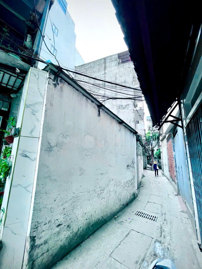 Bán nhà KHƯƠNG TRUNG 68 m2, 1 tầng, MT 7,9 m 7,x tỷ, ngõ 3 gác.