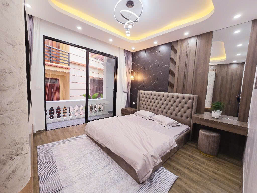 Bán nhà phố Bùi Xương Trạch 51 m 4 tầng MT 4m nhỉnh 9 tỷ nhà đẹp, full nội thất 5 sao ở ngay, ngõ 3 gác nông.
