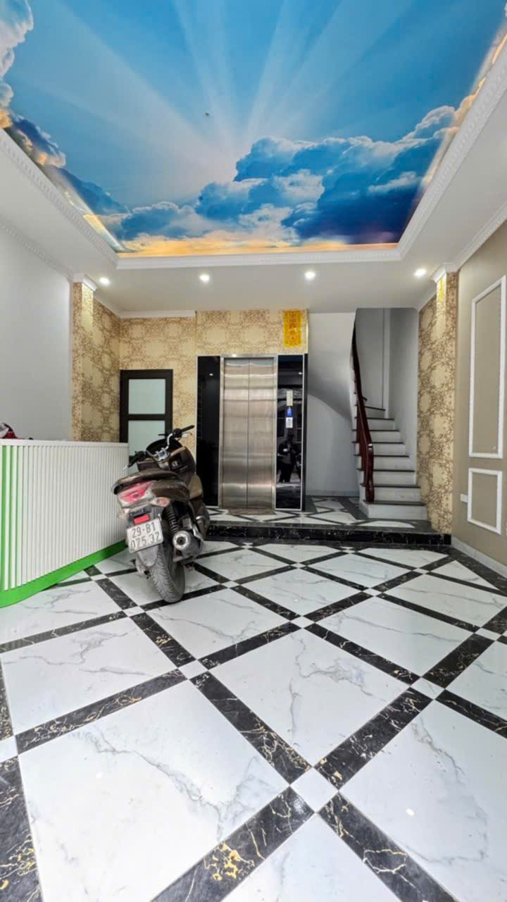 KHƯƠNG HẠ 7 tầng Thang máy FULL nội thất LÔ GÓC Ô TÔ ĐỖ CỬA 45m nhỉnh 13 tỷ