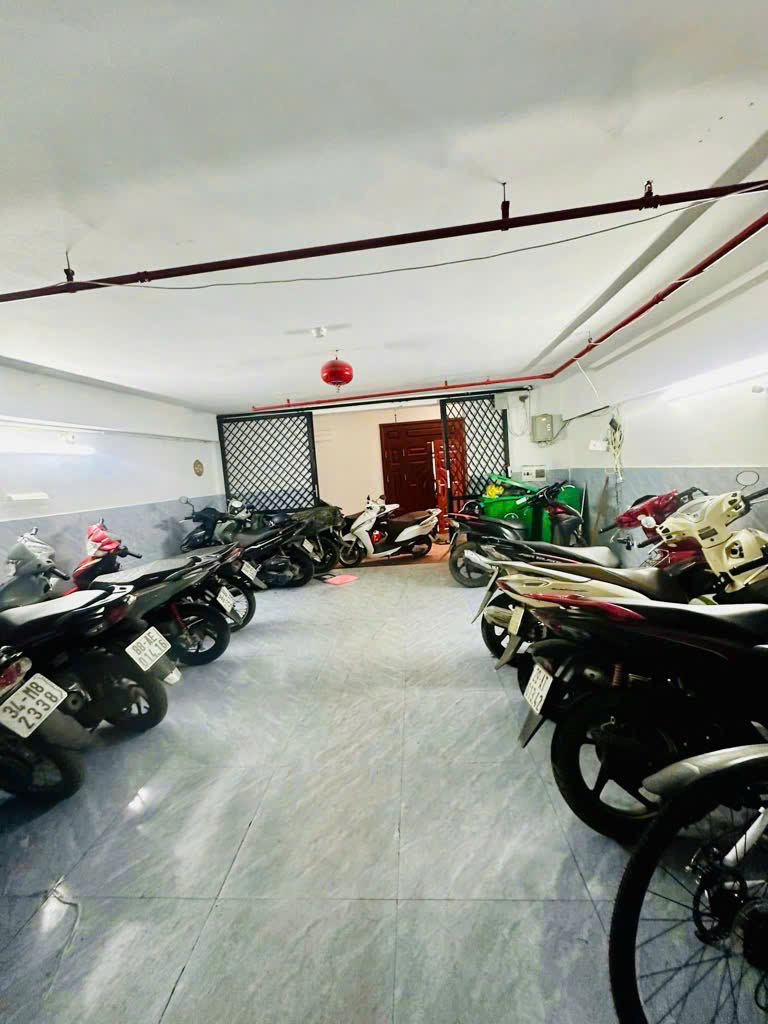 LẠC LONG QUÂN CCMN 7 tầng 21 Phòng khép kín Thang máy FULL nội thất GPXD, PCCC đầy đủ 85m MT5,1m giá chào 20 tỷ ô tô thông