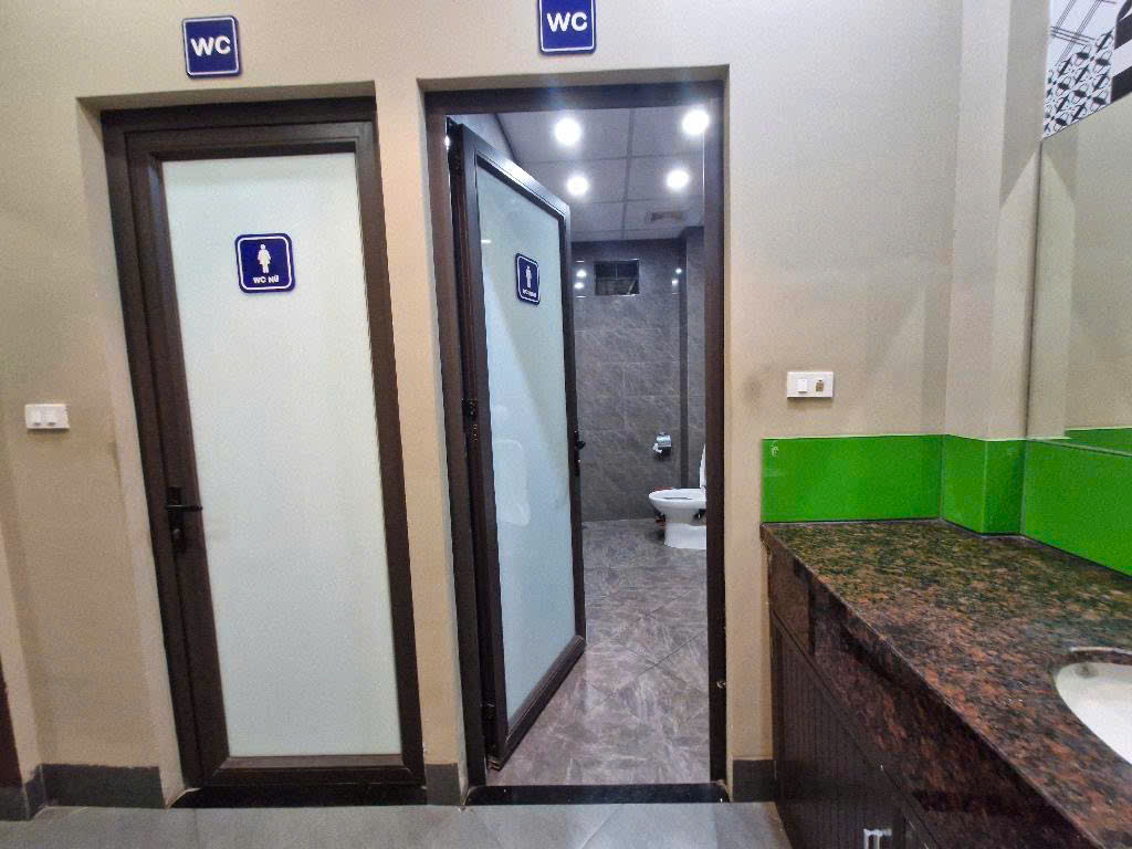 TRẦN ĐẠI NGHĨA 6 tầng 70m2 MT5,3m THANG MÁY Ô TÔ 3 BƯỚC RA PHỐ giá chào 20 tỷ