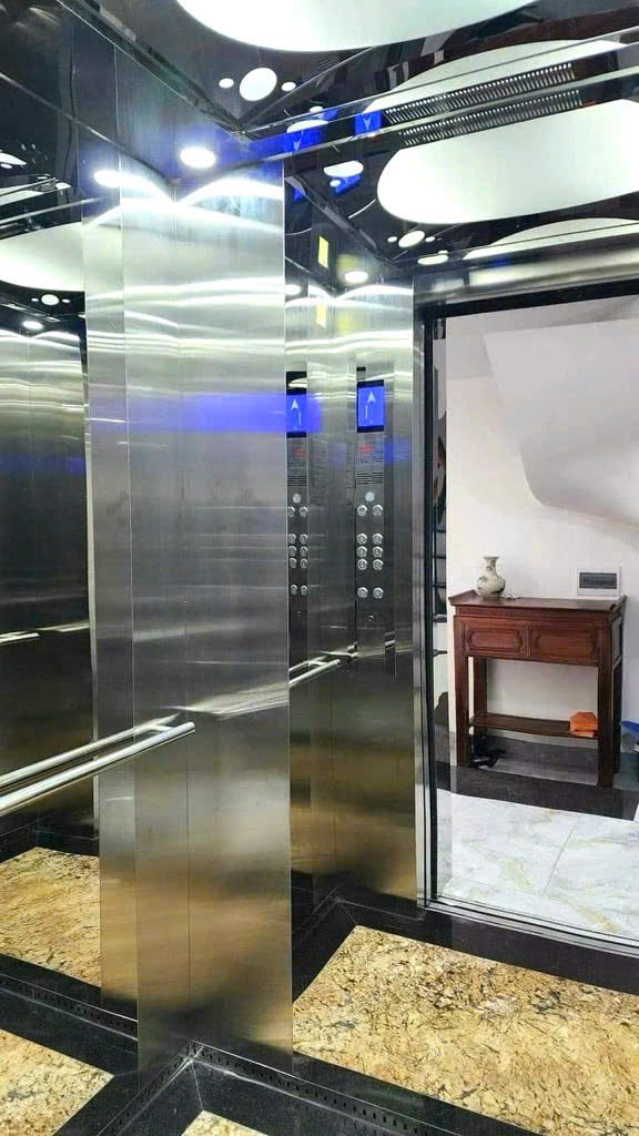 ĐỒNG CỔ HOME STAY 6 tầng 78m MT 11m MẶT PHỐ ô tô tránh giá chào 20 tỷ