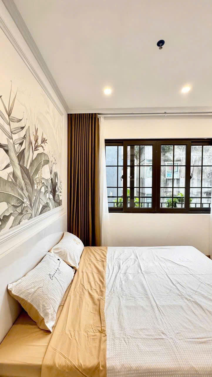 MINH KHAI CCMN 6 tầng 15 Phòng khép kín Thang máy FULL nội thất GPXD, PCCC đầy đủ 42m giá chào nhỉnh 10 tỷ