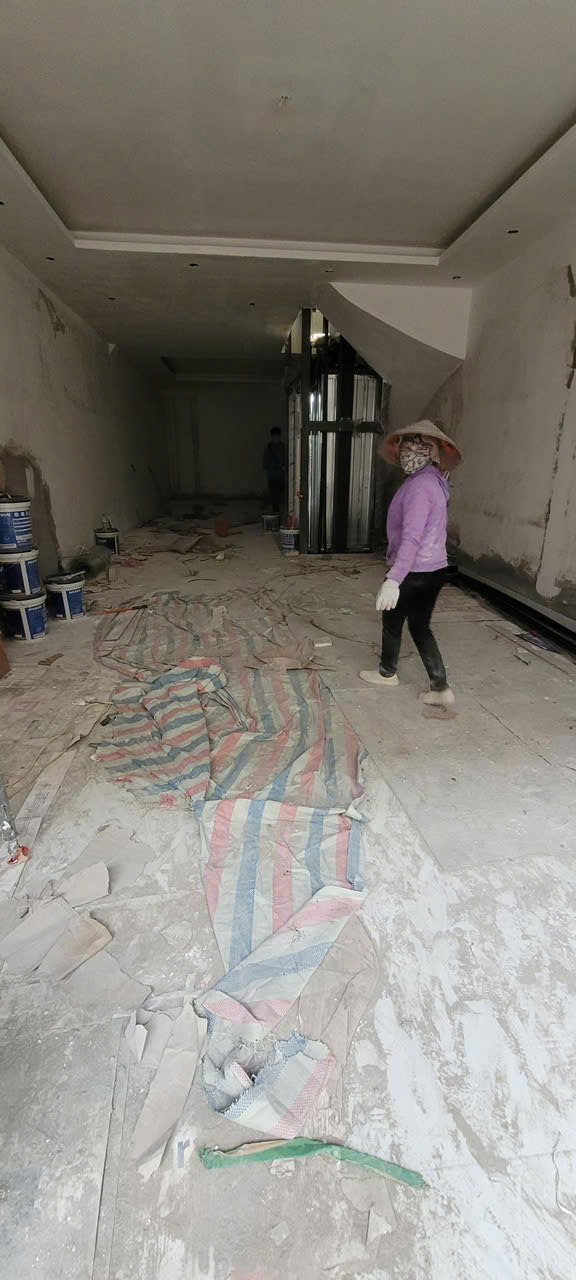 VĂN KHÊ CCMN 5 tầng 10 Phòng khép kín Thang máy FULL nội thất GPXD, PCCC đầy đủ 83m giá chào nhỉnh 19 tỷ