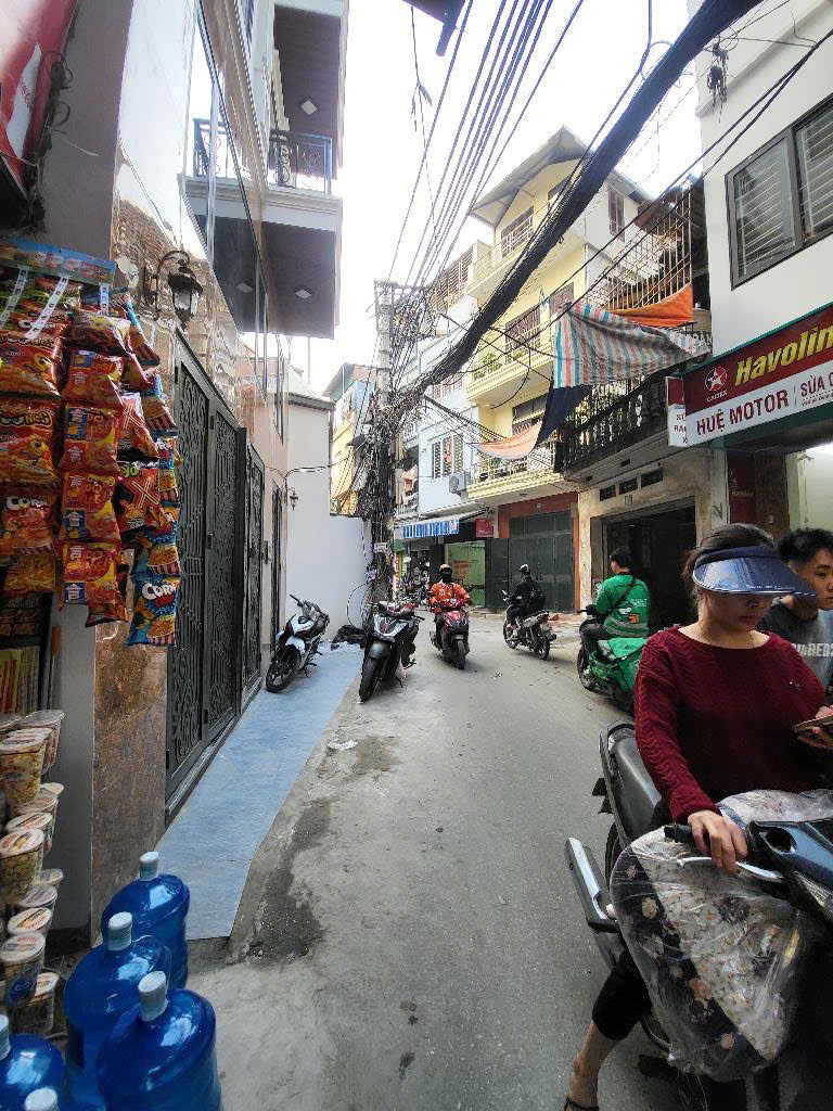HOÀNG MAI CCMN 7 tầng 9 Phòng khép kín Thang máy FULL nội thất GPXD, PCCC đầy đủ 81m giá chào nhỉnh 19 tỷ  NGÕ OTO
