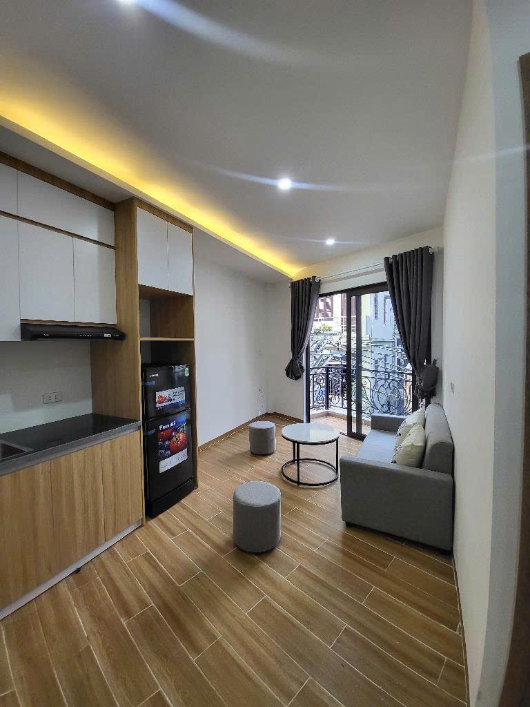 HOÀNG MAI CCMN 7 tầng 9 Phòng khép kín Thang máy FULL nội thất GPXD, PCCC đầy đủ 81m giá chào nhỉnh 19 tỷ  NGÕ OTO