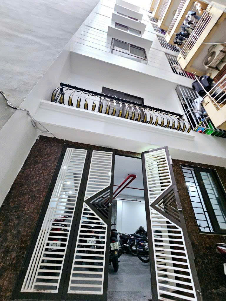 PHÁO ĐÀI LÁNG CCMN 6 tầng 13 Phòng khép kín Thang máy FULL nội thất GPXD, PCCC đầy đủ 74m giá chào 19 tỷ