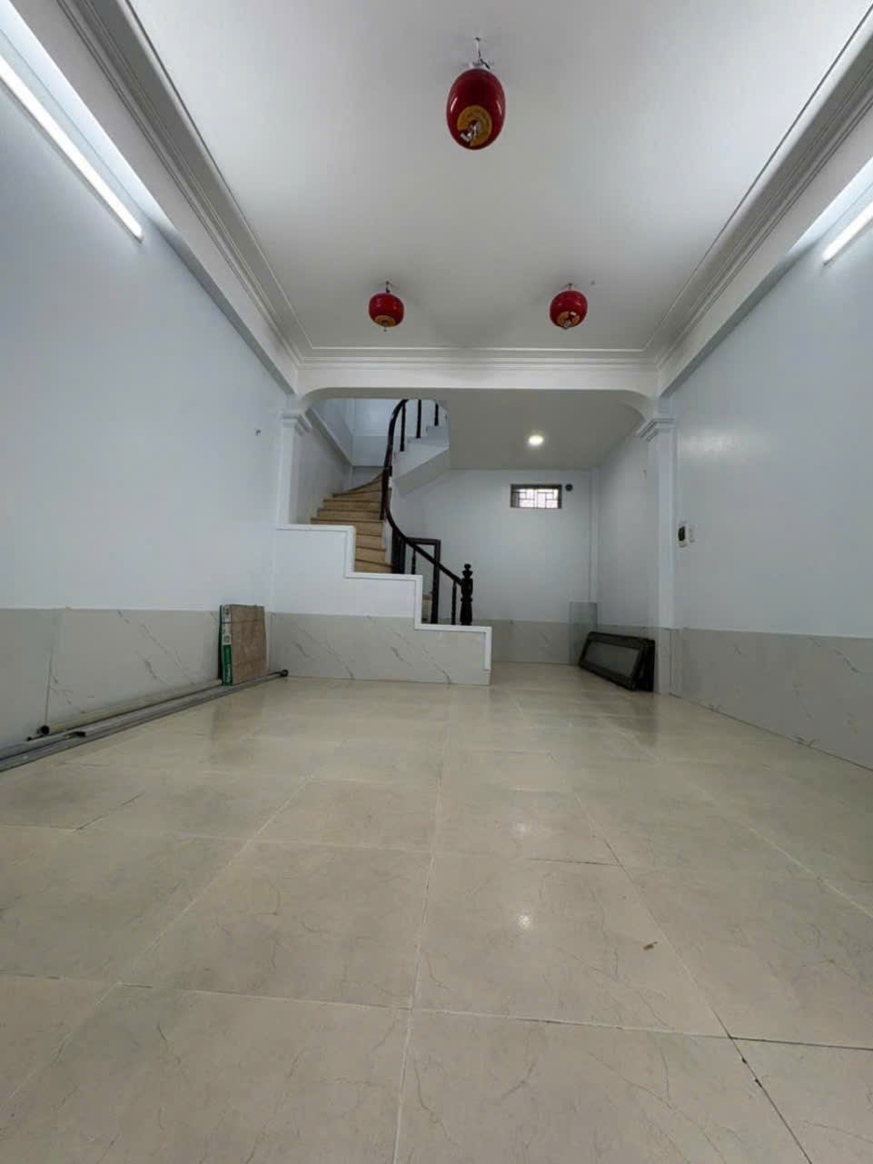 KIM GIANG CCMN 5 tầng với 4 căn hộ khép kín gồm 2 ngủ 1 khách 1 vs full nội thất nội thất GPXD, PCCC đầy đủ 36m giá chào 7,2 tỷ