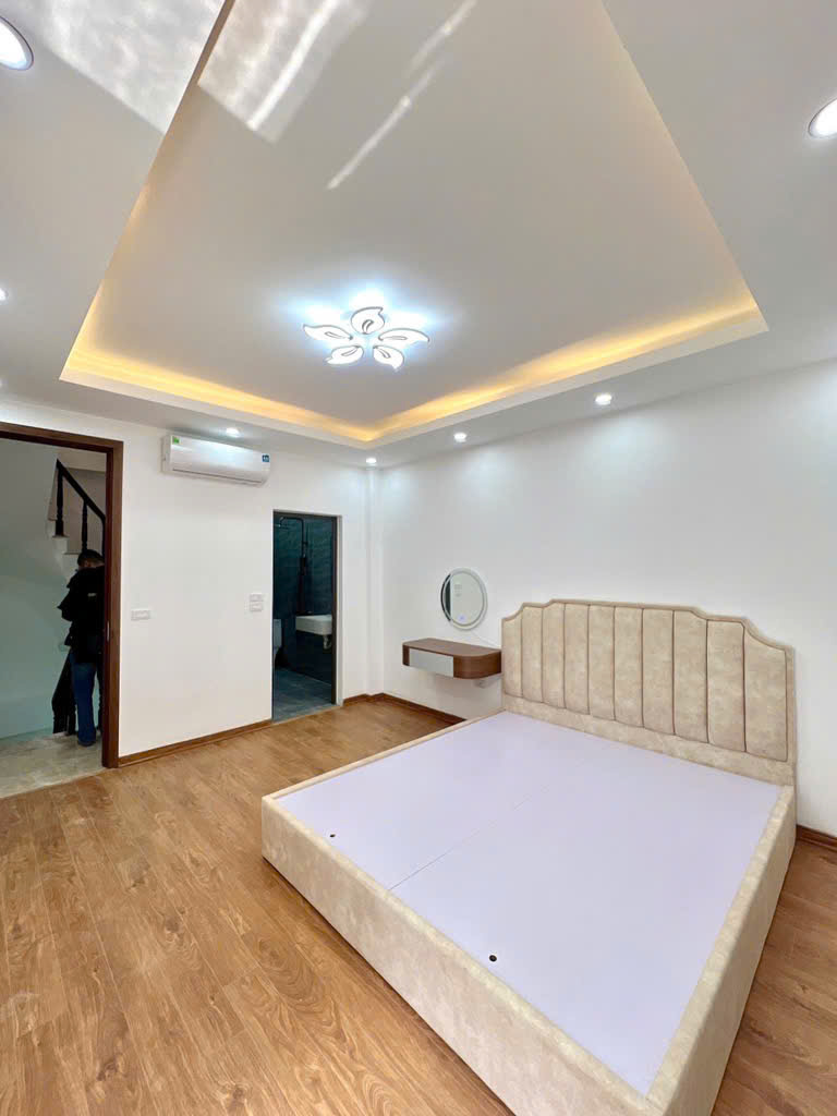 KHÂM THIÊN - 40M - 5 tầng – chỉ 7,65 tỷ