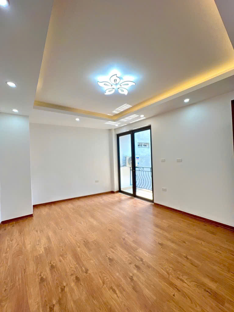KHÂM THIÊN - 40M - 5 tầng – chỉ 7,65 tỷ