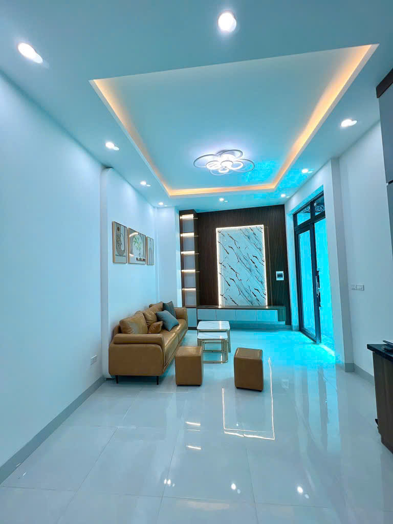 KHÂM THIÊN - 40M - 5 tầng – chỉ 7,65 tỷ