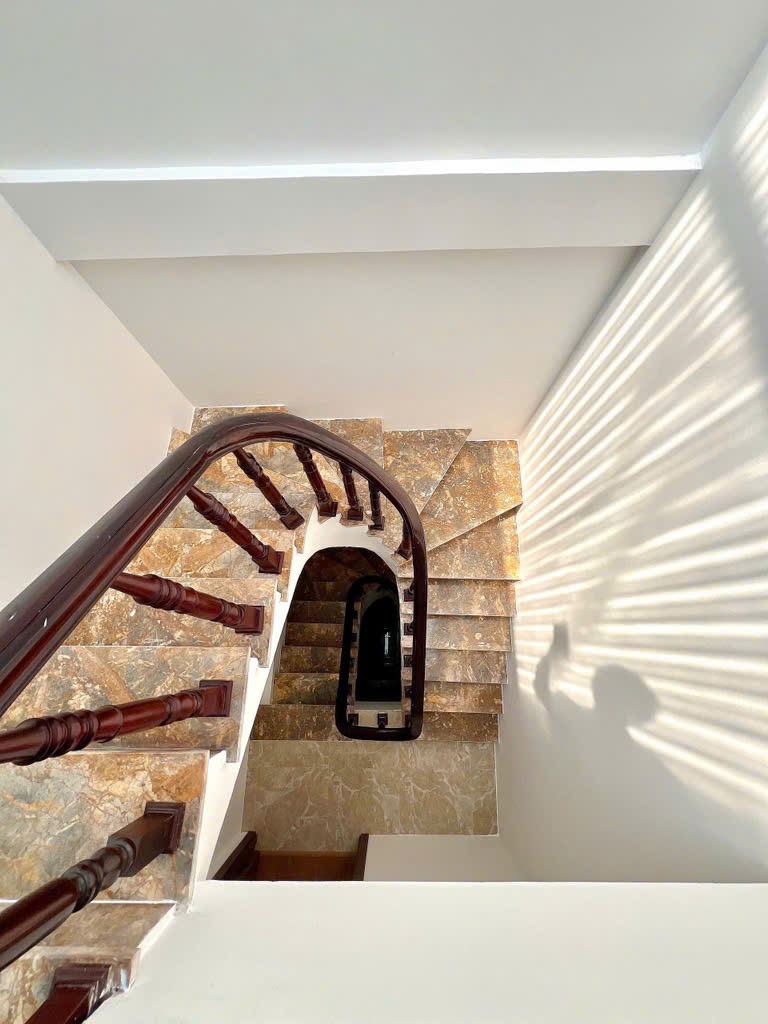 KHÂM THIÊN - 40M - 5 tầng – chỉ 7,65 tỷ