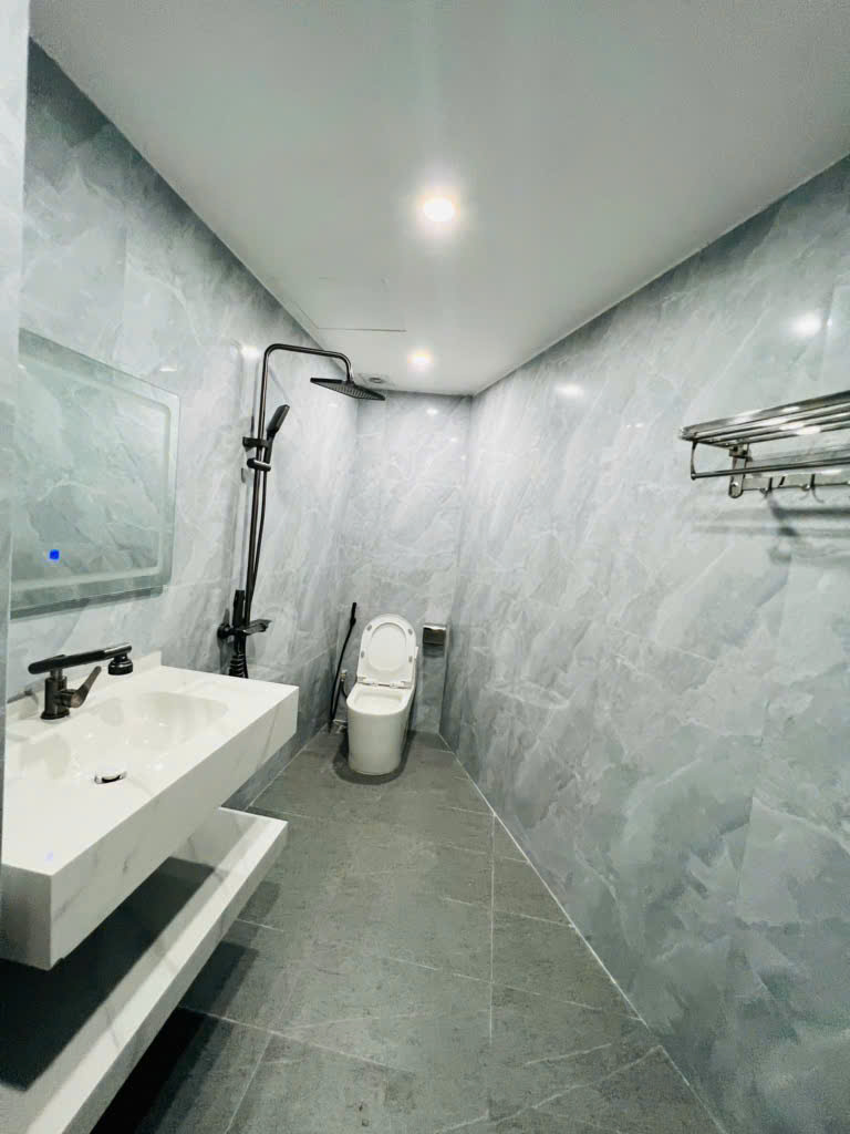 NGÕ VĂN HƯƠNG- 30M - 4 tầng - chỉ 6,85 tỷ
