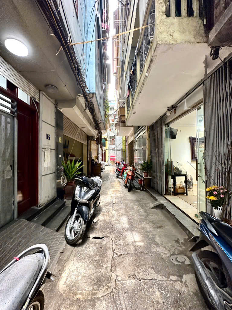 NGÕ TRẠI TÓC- 40M - 5 tầng  - chỉ 7,2 tỷ