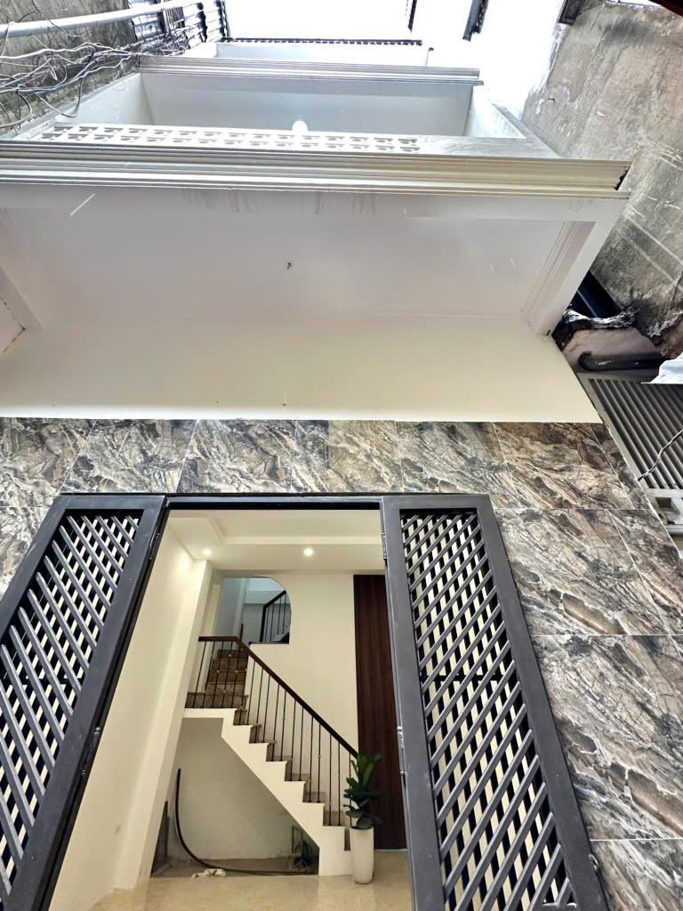 NGÕ TRẠI TÓC- 40M - 5 tầng  - chỉ 7,2 tỷ