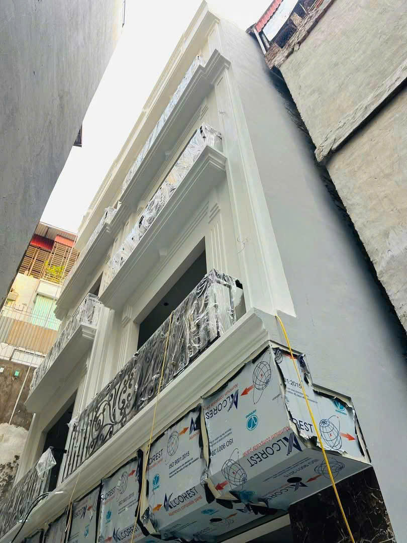 TÔN ĐỨC THẮNG - 30M - 5 tầng – MT 5,2M– chỉ 7,5 tỷ